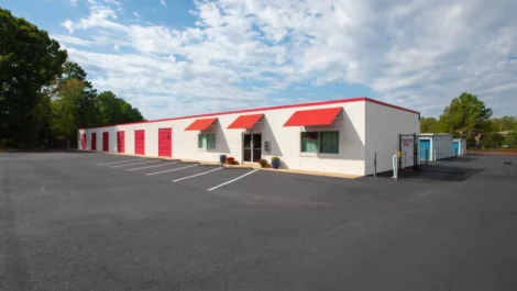 Exterior of office at Mooresville, NC Superior Storage facility.