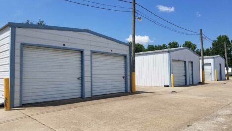 Outdoor storage units at Springdale, AR Superior Storage facility.